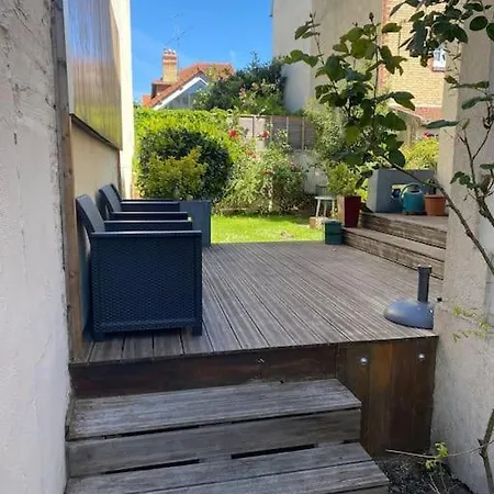 Charmante Maison Au Calme * Colombes (Hauts-de-Seine)