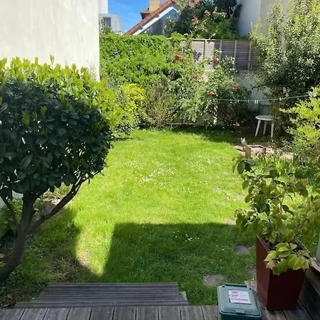 Holiday home Charmante Maison Au Calme *